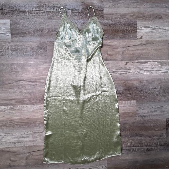 Urban Outfitters Chloe Satin Slip Dress Green Lace Trim Large - Picture 3 of 9